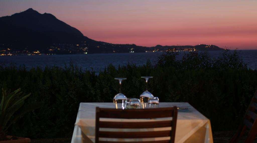 Solcalante Hotel Procida Restoran gambar